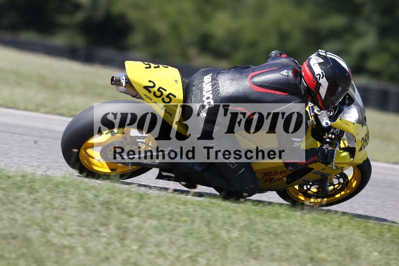 /44 09.08.2025 Plüss Moto Sport ADR/Freies Fahren/255